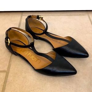 Calvin Klein Ghita Flat